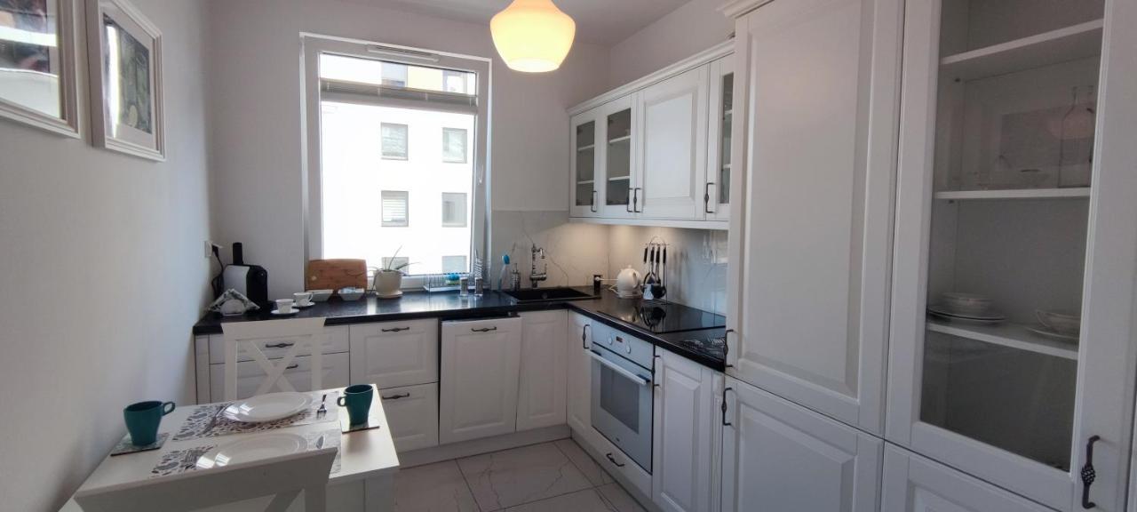 Labo Apartment Fort Wola Warsaw Ngoại thất bức ảnh